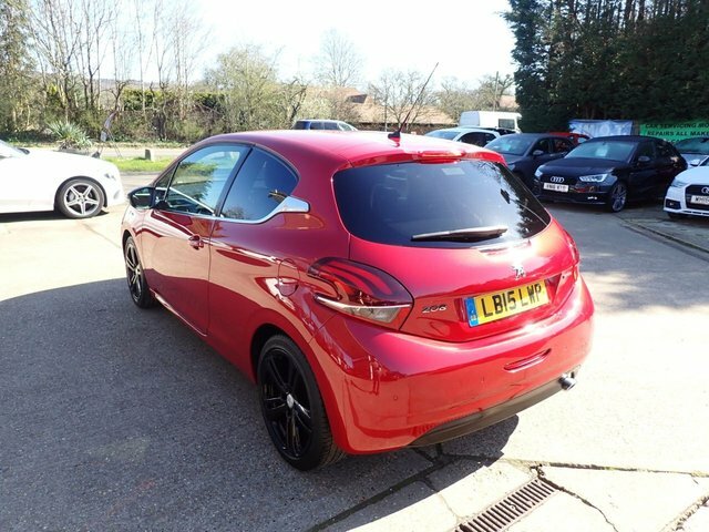 Peugeot 208 Hatchback LB15LWP Red #5