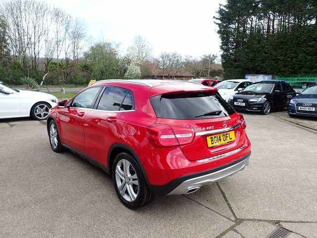 Mercedes-Benz GLA Class Gla 220 Se Premium Cdi 4Matic BG14OFL Red #5