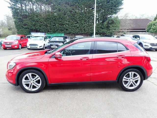 Mercedes-Benz GLA Class Gla 220 Se Premium Cdi 4Matic BG14OFL Red #6