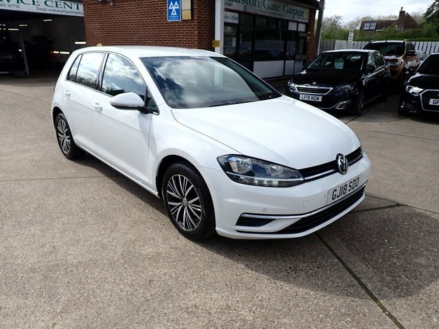 Volkswagen Golf Hatchback White