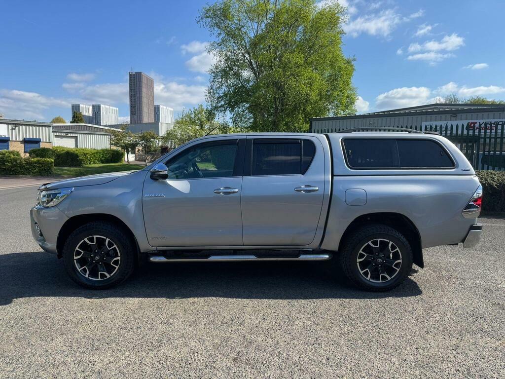 Toyota HILUX 2.4 D-4d Invincible X 4Wd Euro 6 Silver #4