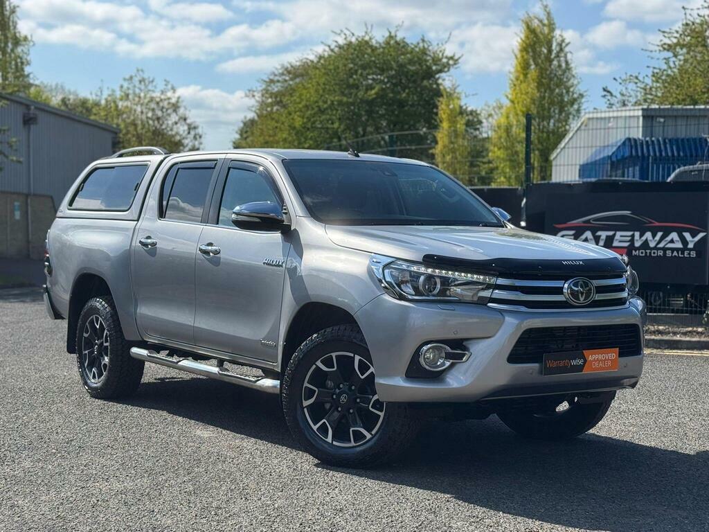 Toyota HILUX 2.4 D-4d Invincible X 4Wd Euro 6 Silver