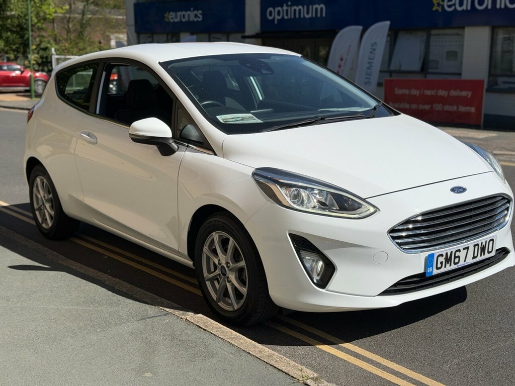 Ford Fiesta 1L Zetec White