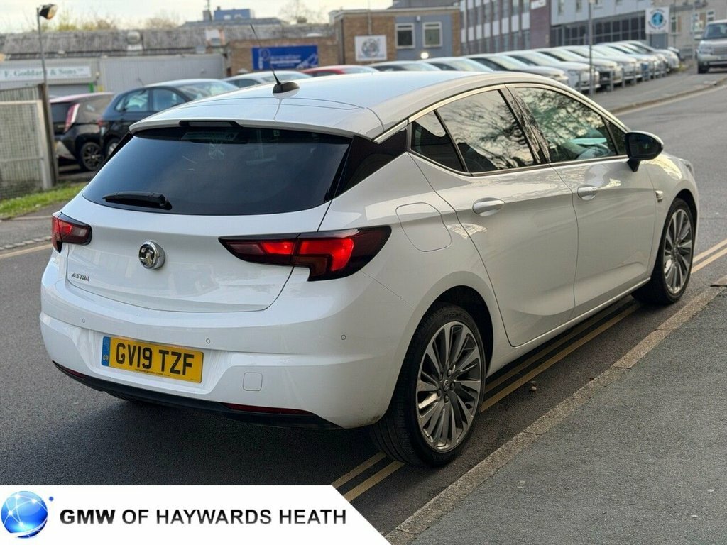 Vauxhall Astra 1.4L Griffin GV19TZF White #5