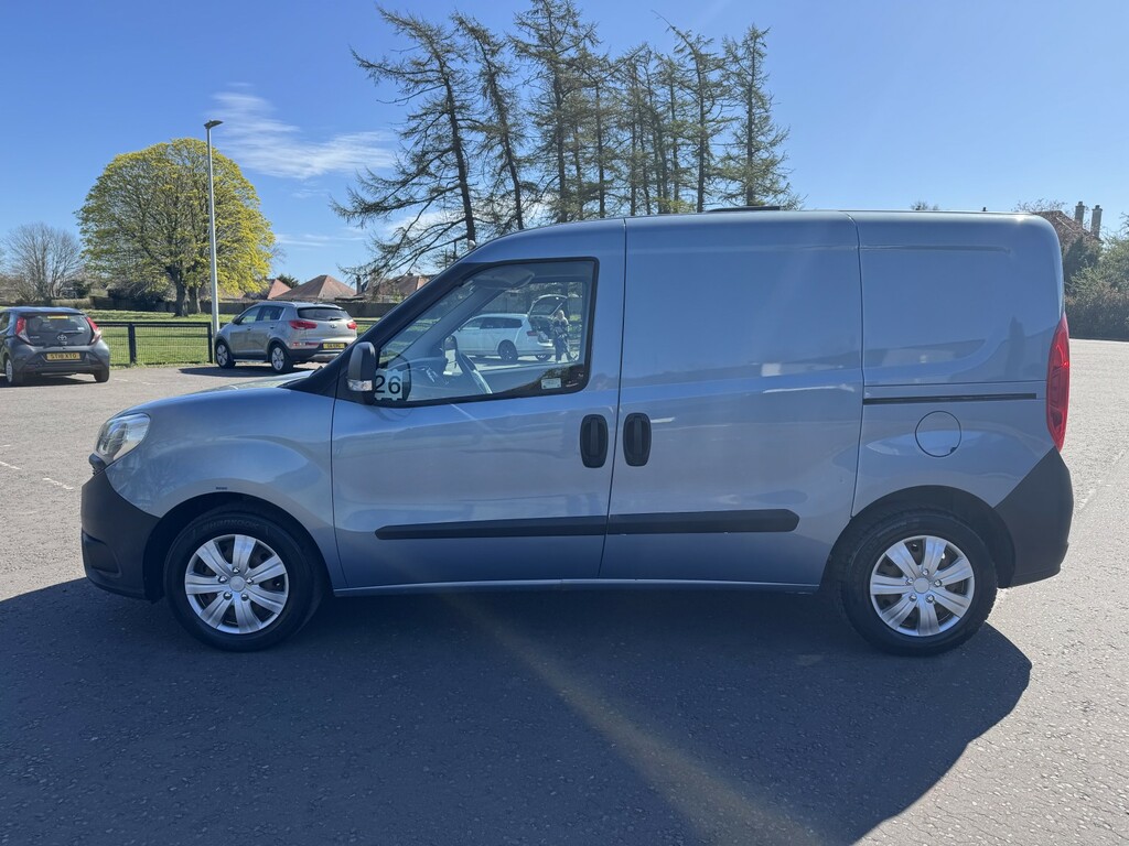 Fiat Doblo Panel Van 1.3 Doblo Cargo 1.3 Multijet Ii 95Hp 20 Blue #4