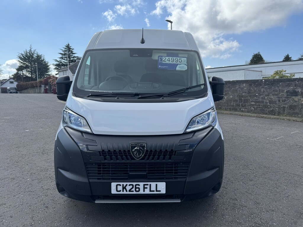 Peugeot Boxer Panel Van 2.2 Bluehdi 335 Professional 202626 CK26FLL White #2
