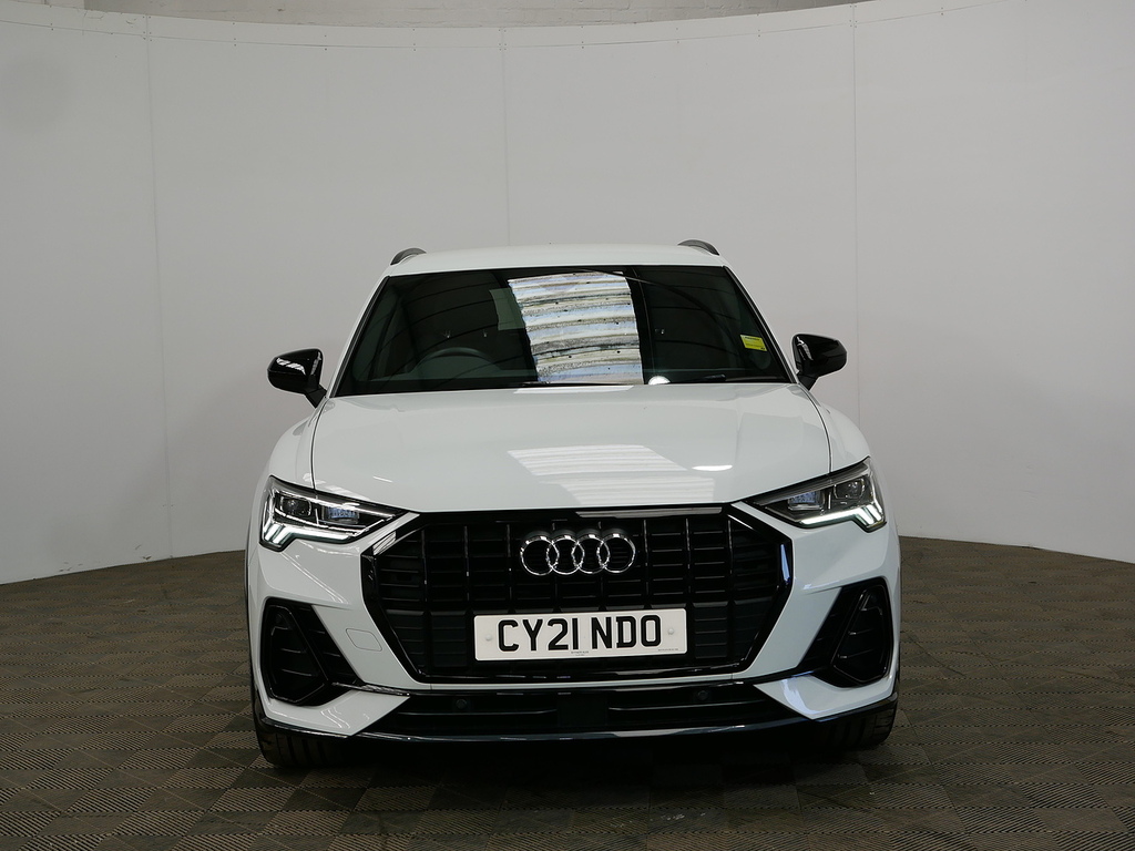Audi Q3 Tfsi Cod Black Edition CY21NDO White #2