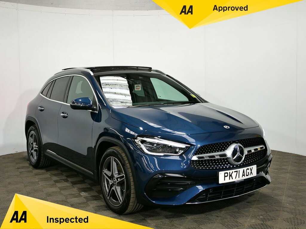 Mercedes-Benz GLA Class Gla180 Amg Line Blue