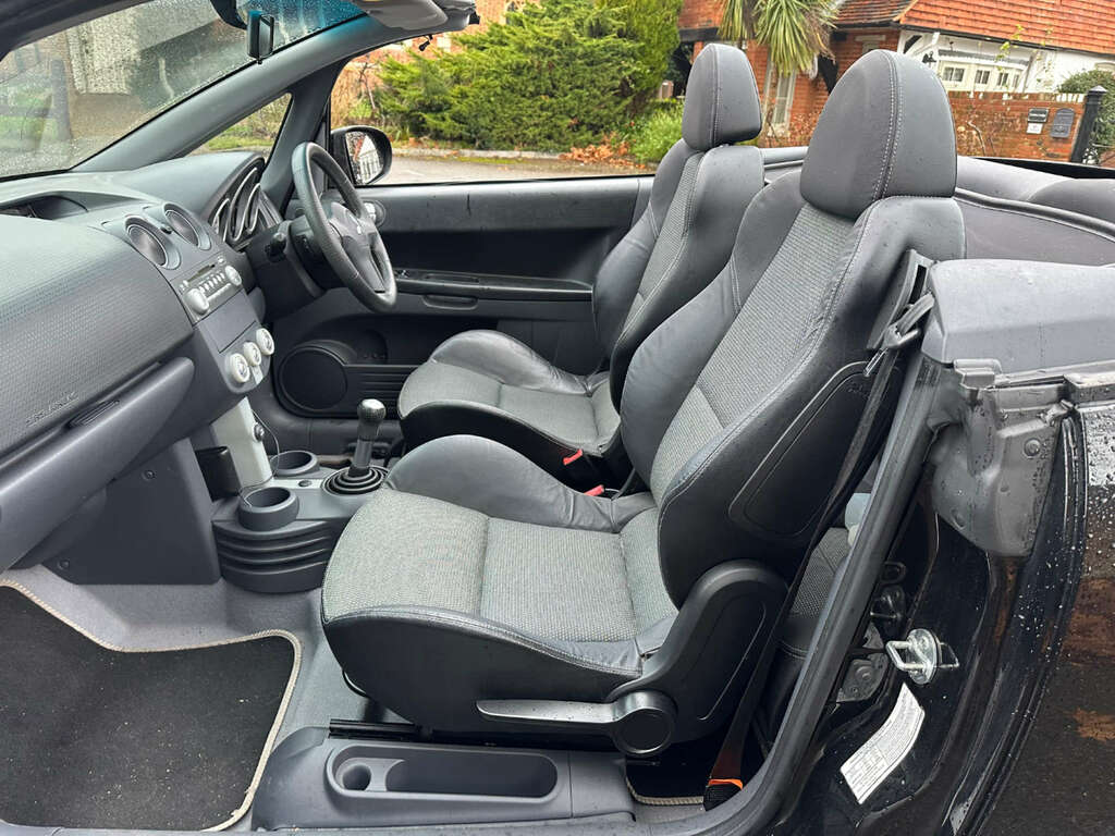 Mitsubishi Colt 1.3 Cz2 Amt Black #17