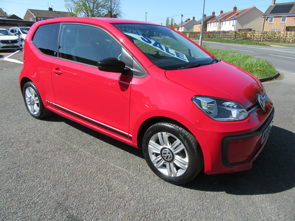 Volkswagen Up By Beats Bluemotion Technology 1L Up By Beats Blu Red