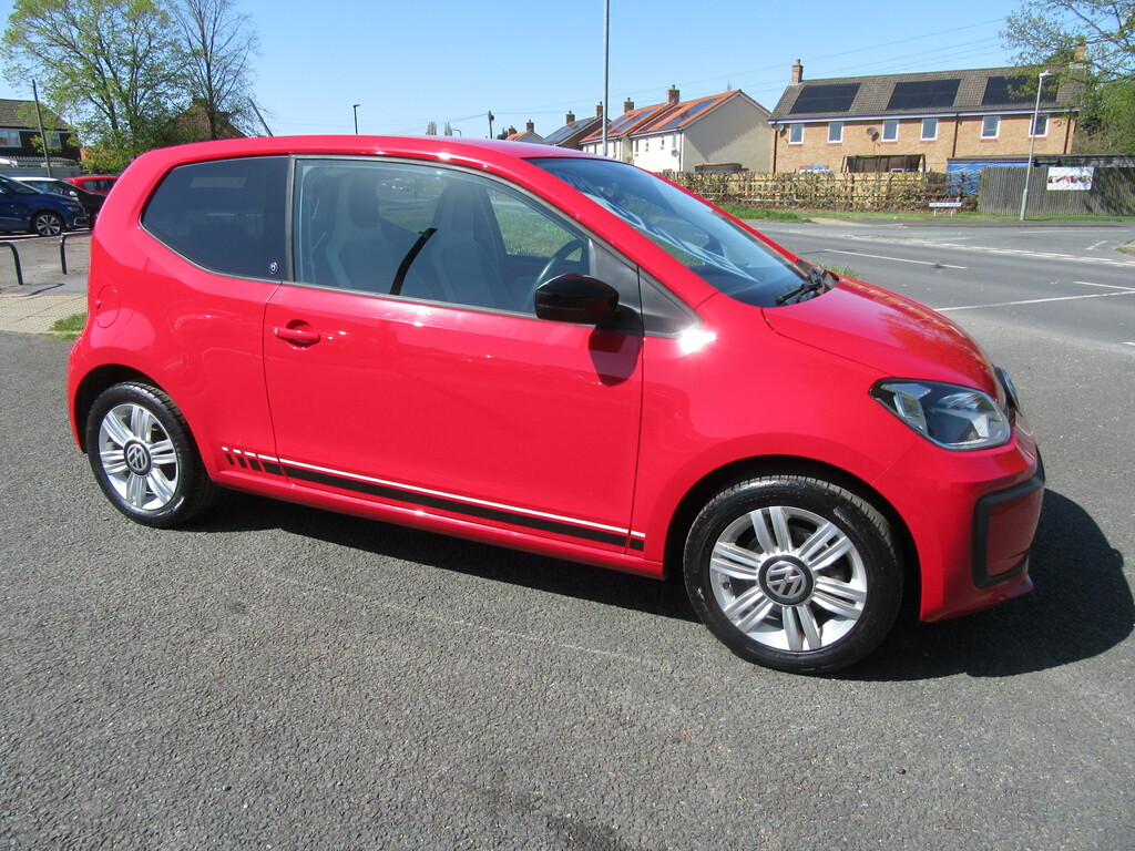 Volkswagen Up By Beats Bluemotion Technology 1L Up By Beats Blu NL68LJO Red #3