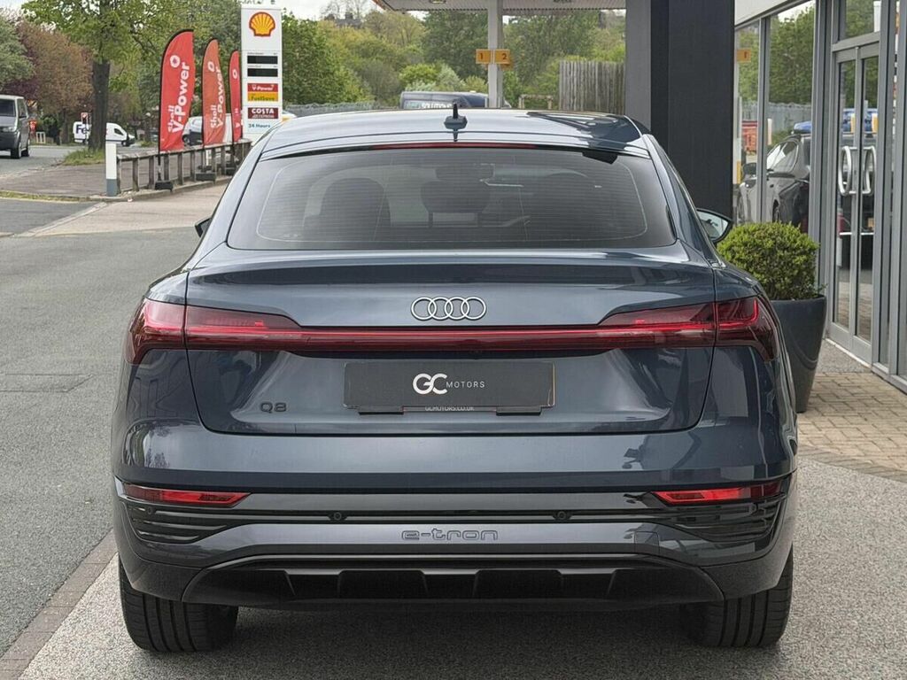 Audi Q8 e tron 50 Sport Sportback Quattro 95Kwh Blue #6