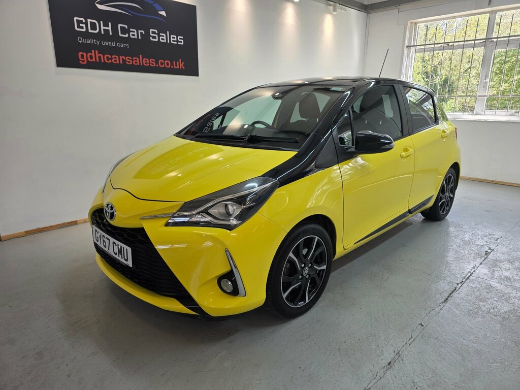 Toyota Yaris 1.5 Vvt-i Yellow Bi-tone Limited Edition Hatchback Yellow