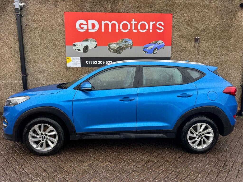Hyundai Tucson Suv 1.7 Crdi Blue Drive Se Euro 6 Ss 2015 NU65XJG Blue #2