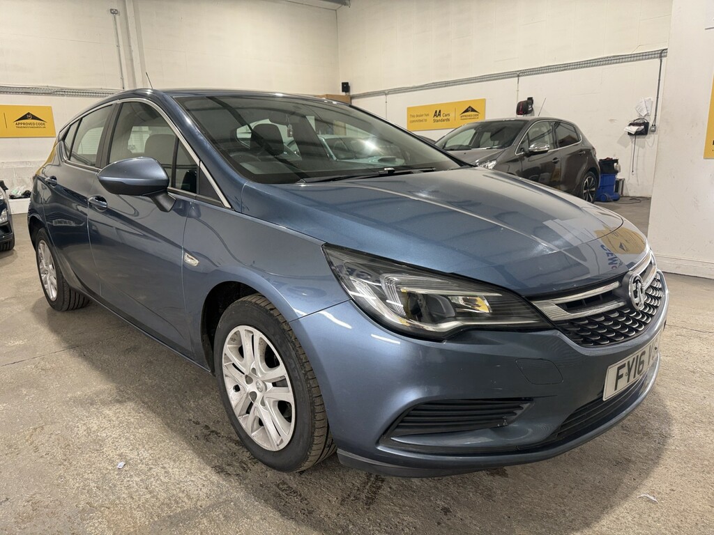 Vauxhall Astra Hatchback 1.4 I Design 201616 FY16VGJ Blue #3