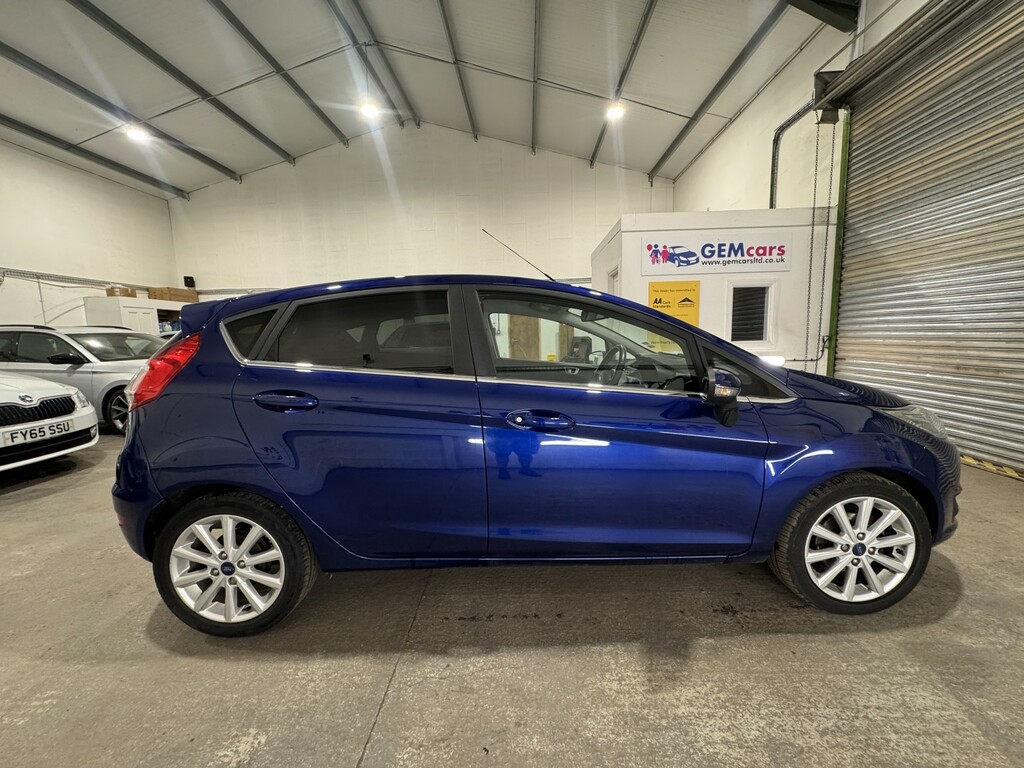 Ford Fiesta Hatchback 1.0 T Ecoboost Titanium 201717 YT17DYS Blue #4