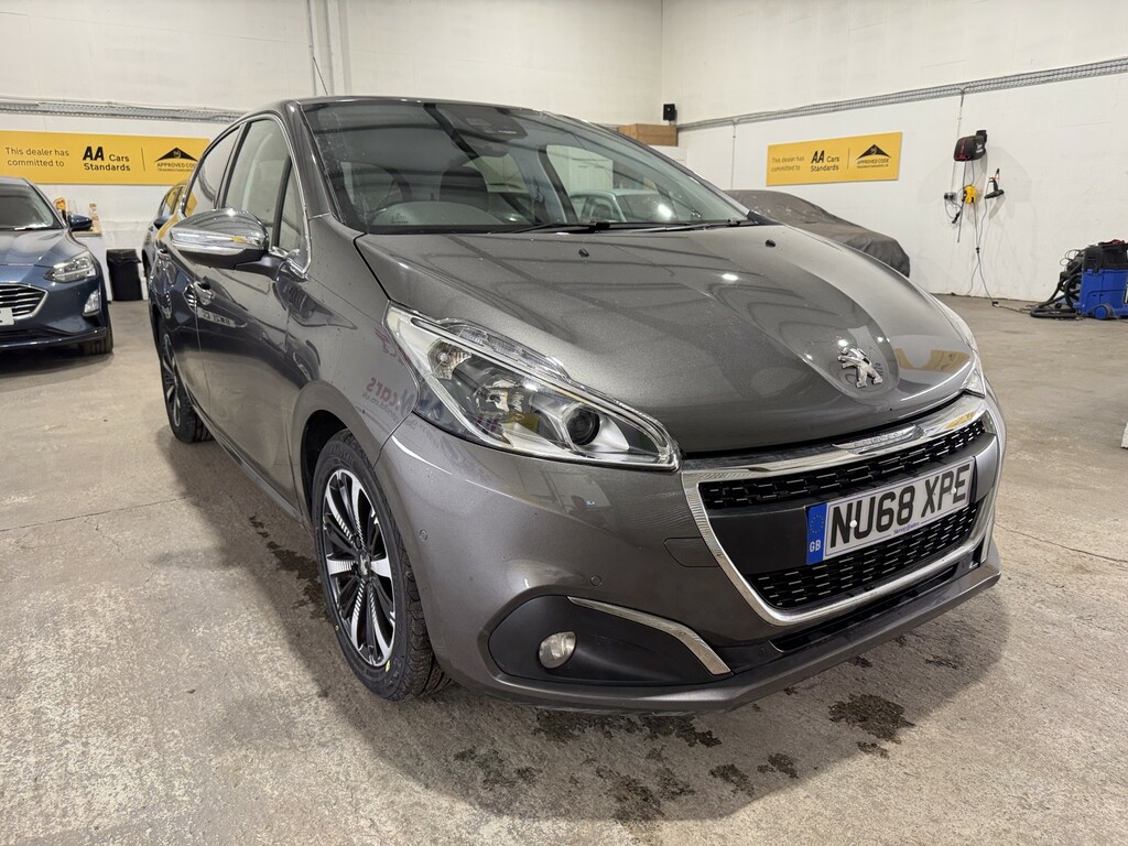 Peugeot 208 Hatchback 1.2 Puretech Tech Edition 201868 NU68XPE Grey #3