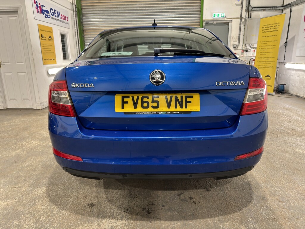 Skoda Octavia Hatchback 1.4 Tsi Se L 201665 Blue #6