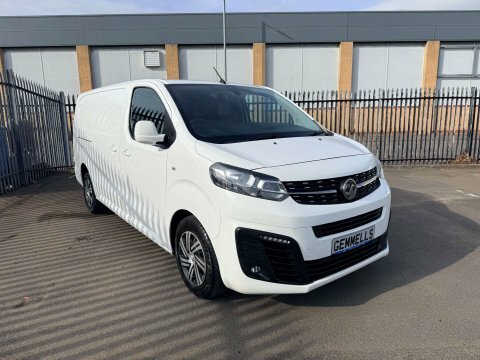Vauxhall Vivaro 1.5 Vivaro 2900 White
