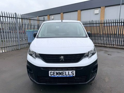 Peugeot Partner 1.5 Partner Professional CA23KHO White #2