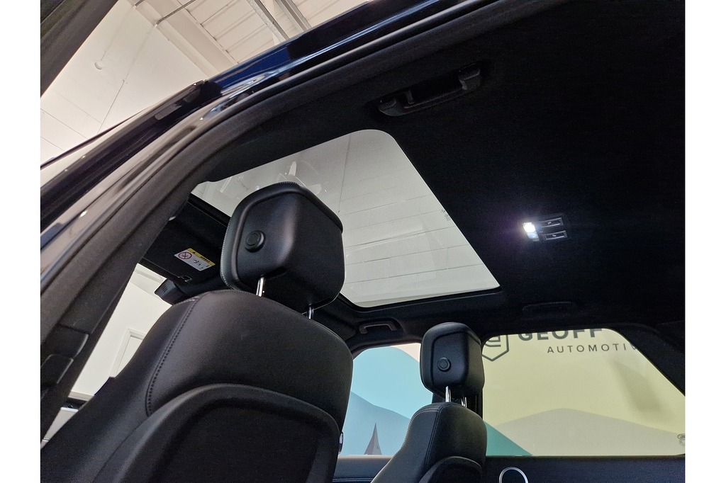 Land Rover Discovery D300 Mhev R-dynamic Se YH22TZW Black #3