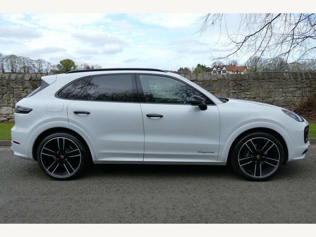 Porsche Cayenne 3.0T V6 Platinum Edition Suv NX72RNZ White #2