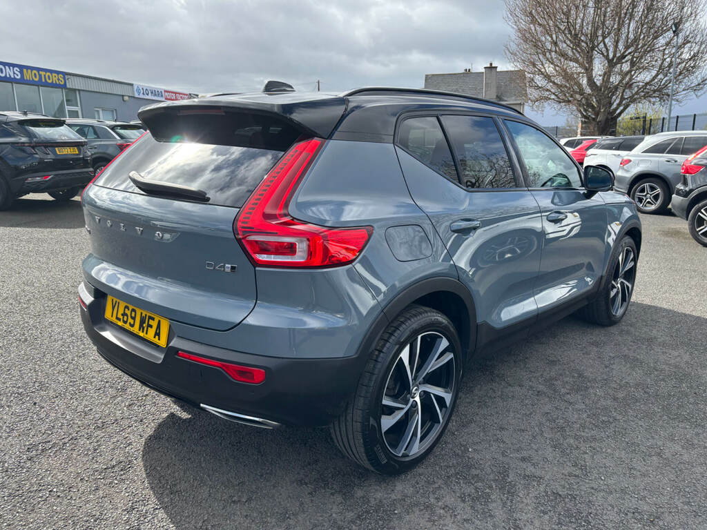 Volvo XC40 2.0 D4 190 R Design Awd Geartronic YL69WFA Grey #4