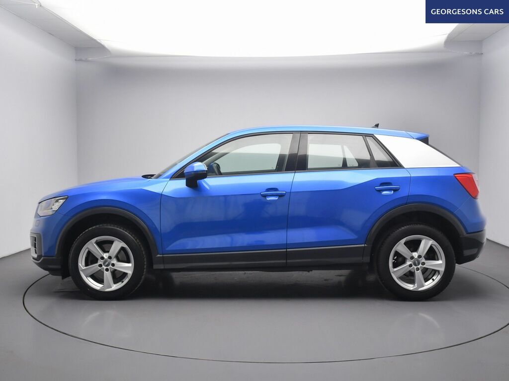 Audi Q2 Tfsi 30 Sport Suv Blue #3