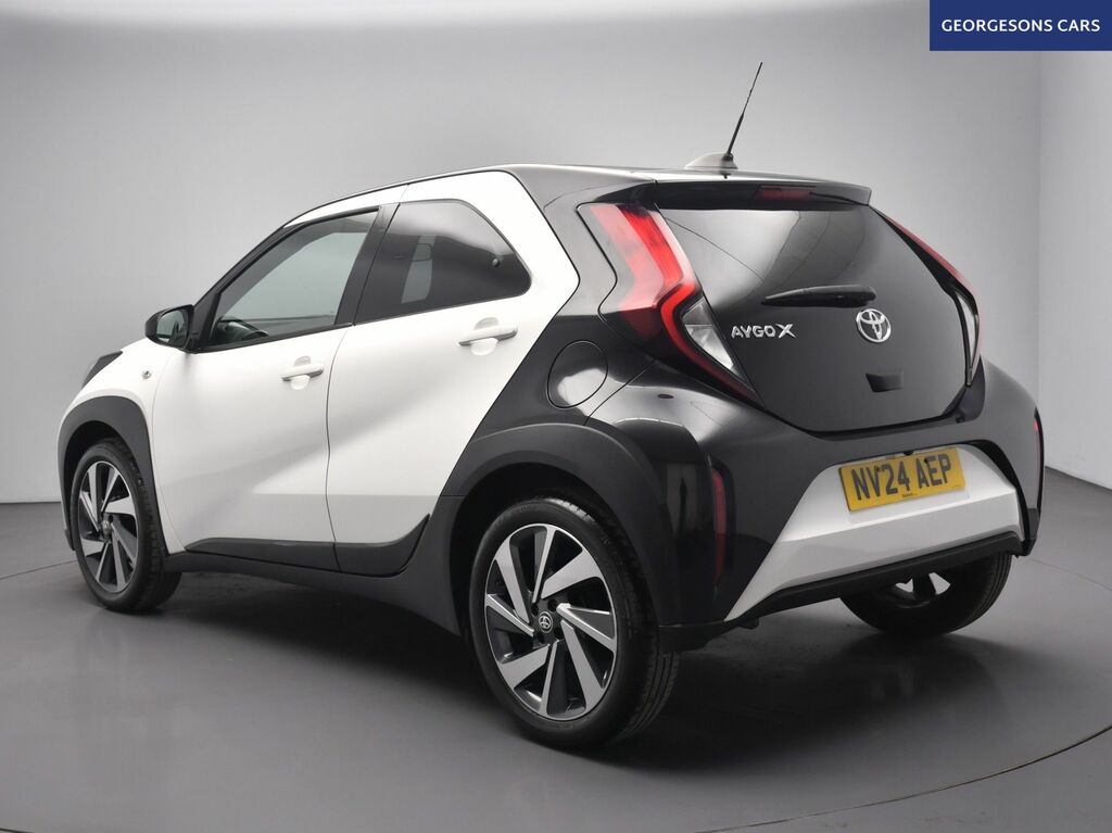 Toyota Aygo X Vvt-i Edge Hatchback White