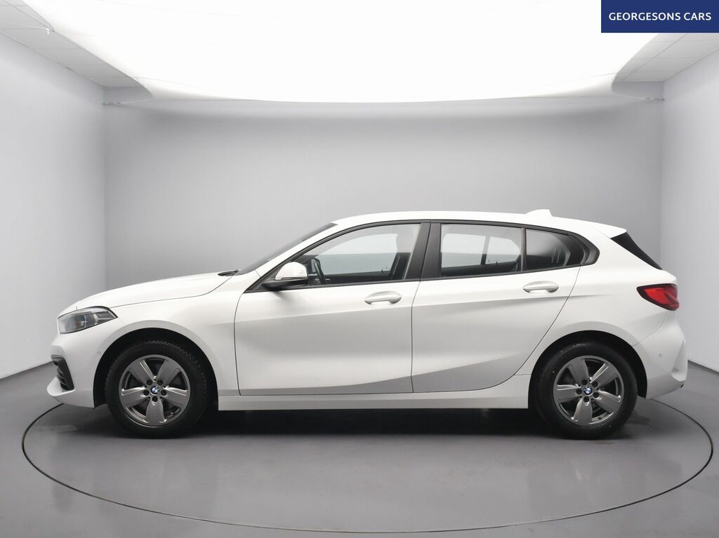 BMW 1 Series 118I Se Lcp Hatchback LL22HTN White #2