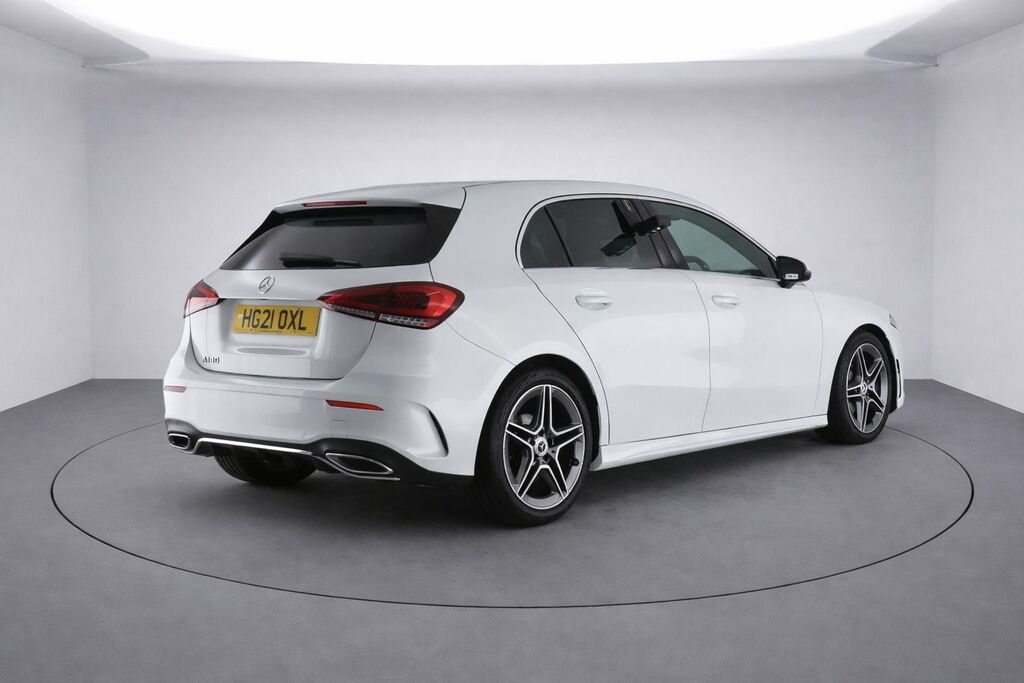 Mercedes-Benz A Class A180 Amg Line Hatchback HG21OXL White #3