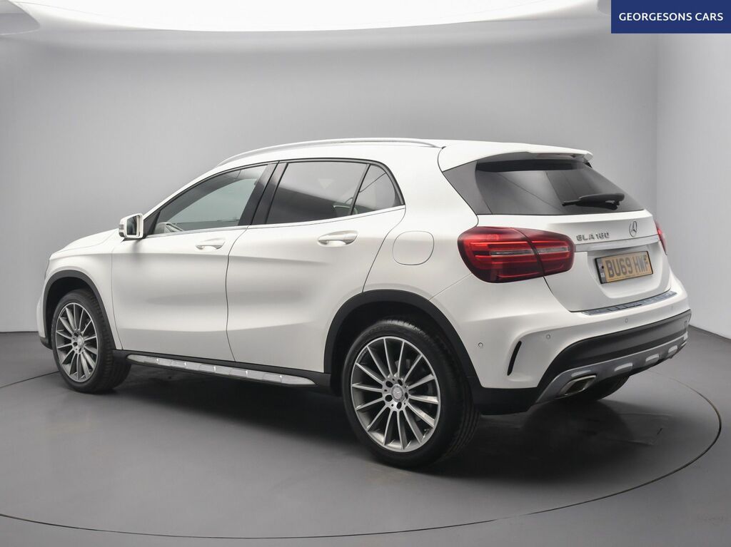 Mercedes-Benz GLA Class Gla180 Amg Line Edition White