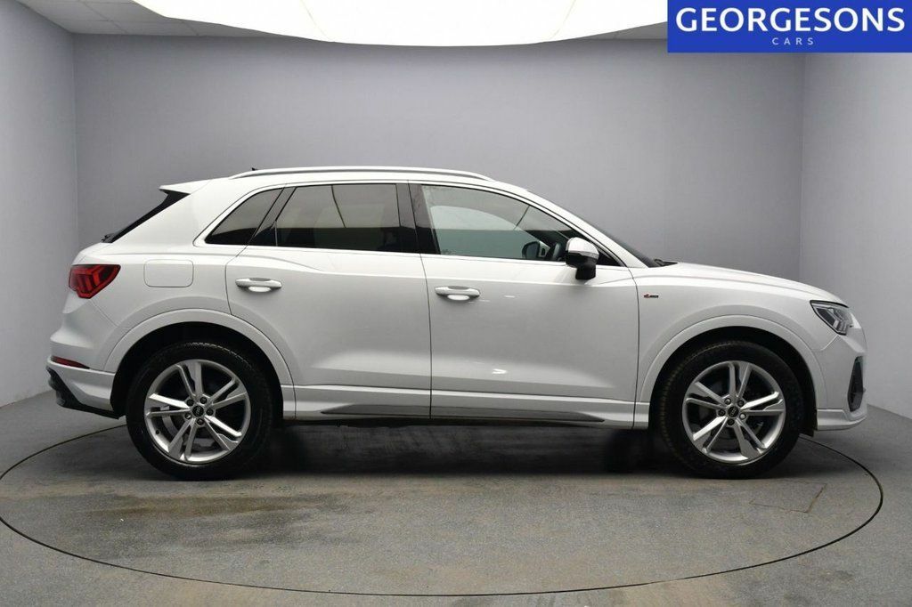 Audi Q3 Tdi 35 S Line GJ21PGU White #3