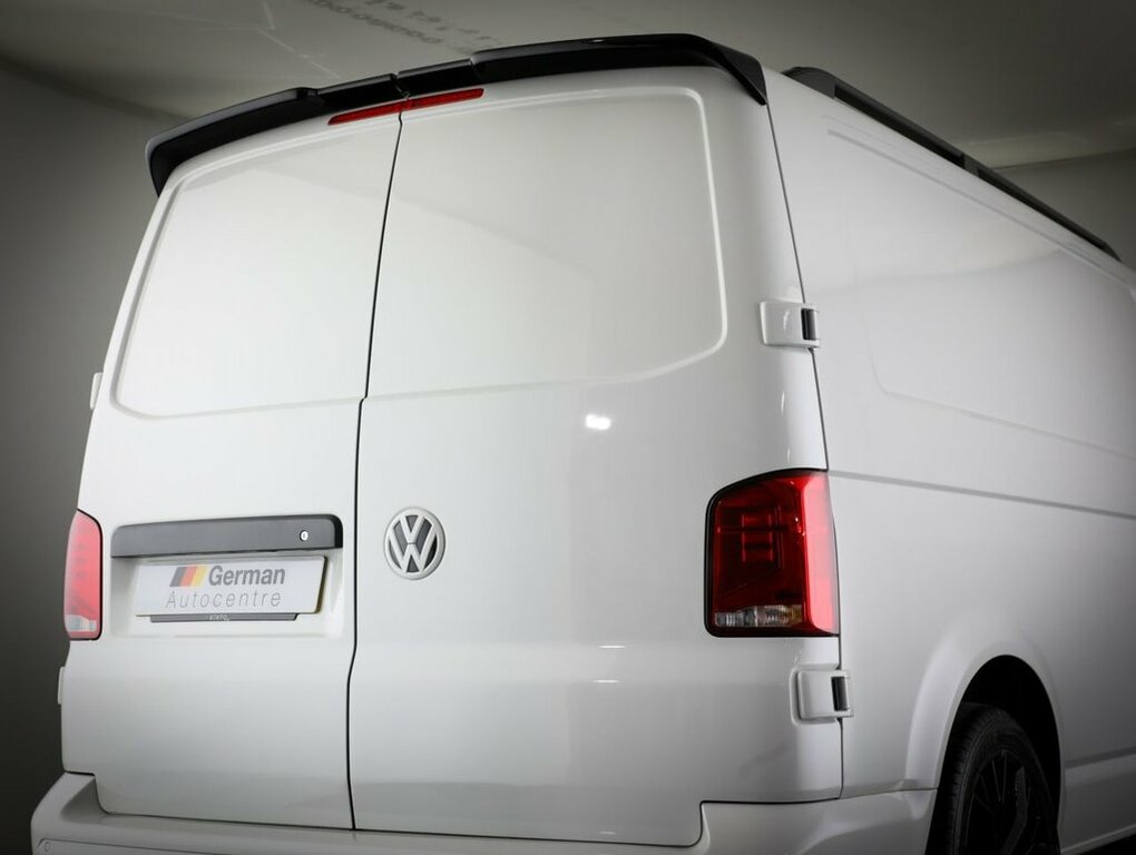 Volkswagen Transporter 2L Startline AF71NZV White #4