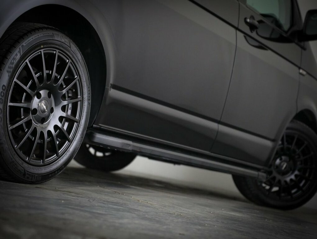Volkswagen Transporter 2L Highline WM19CHK Black #5