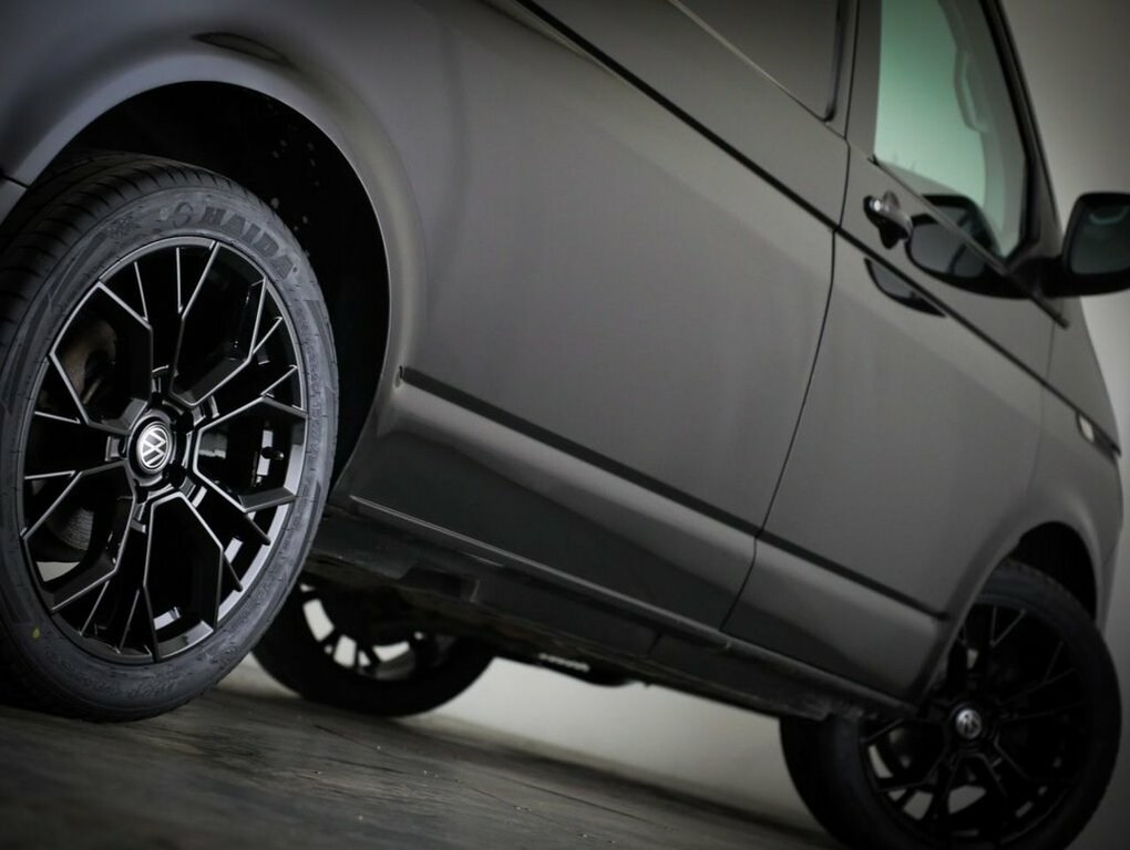 Volkswagen Transporter 2L Highline SGZ4721 Black #5