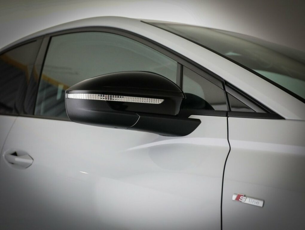 Audi Q4 E Tron Suv CF71VNS White #6