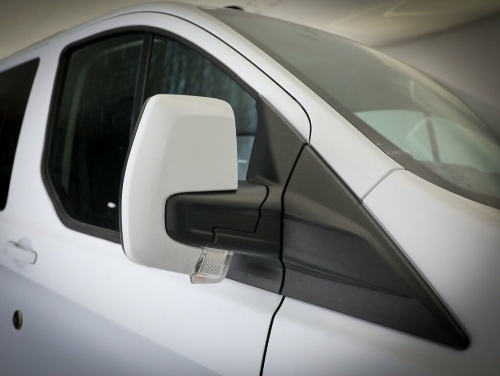 Ford Transit Custom 2L Limited XGZ5781 White #4