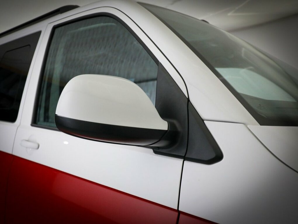 Volkswagen Transporter 2L Startline DP23HHT White #5