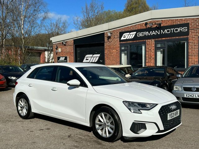 Audi A3 1.0 Tfsi 30 Technik YD21KRV White #6