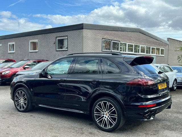 Porsche Cayenne 4.2 Td V8 S Black #3