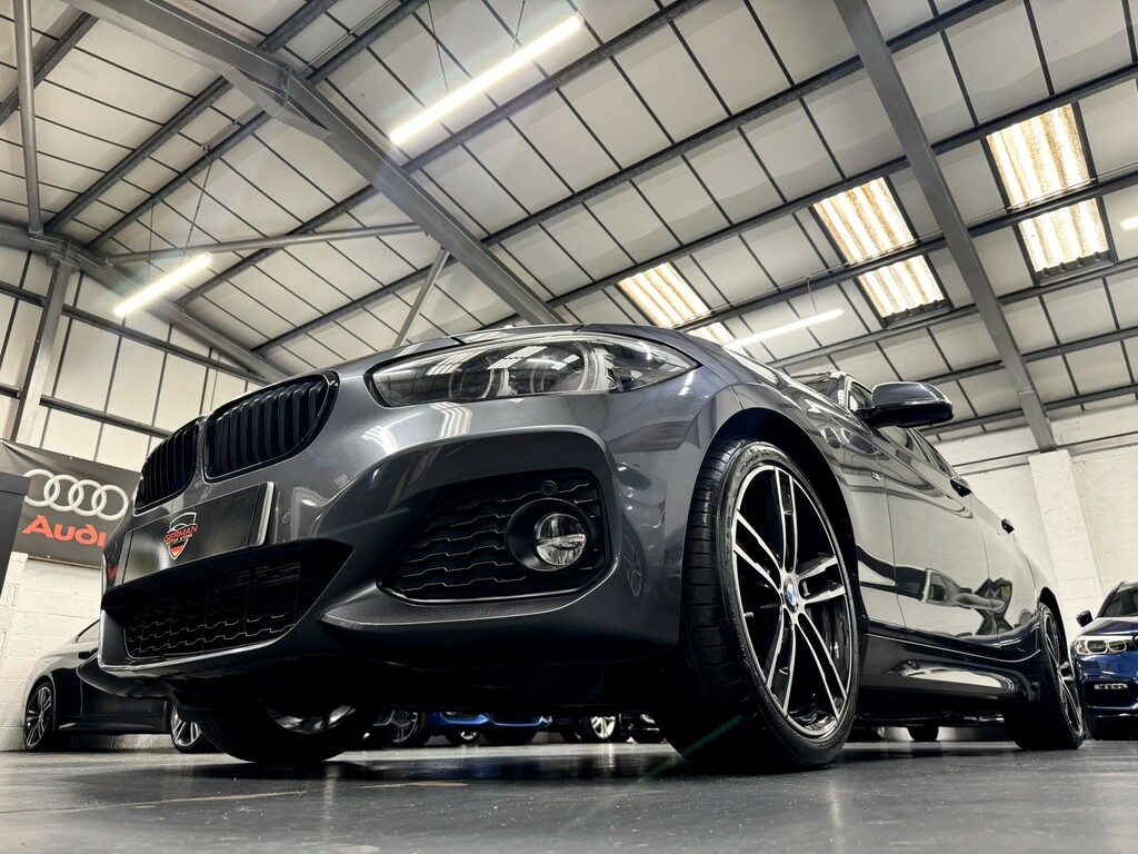 BMW 1 Series Hatchback 2.0 118D M Sport Shadow Edition 5-Door YF19FZS Grey #6