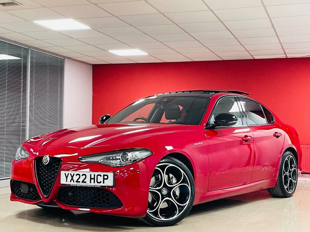 Alfa Romeo Giulia Saloon 2.0T Veloce Euro 6 Ss 202222 YX22HCP Red #2
