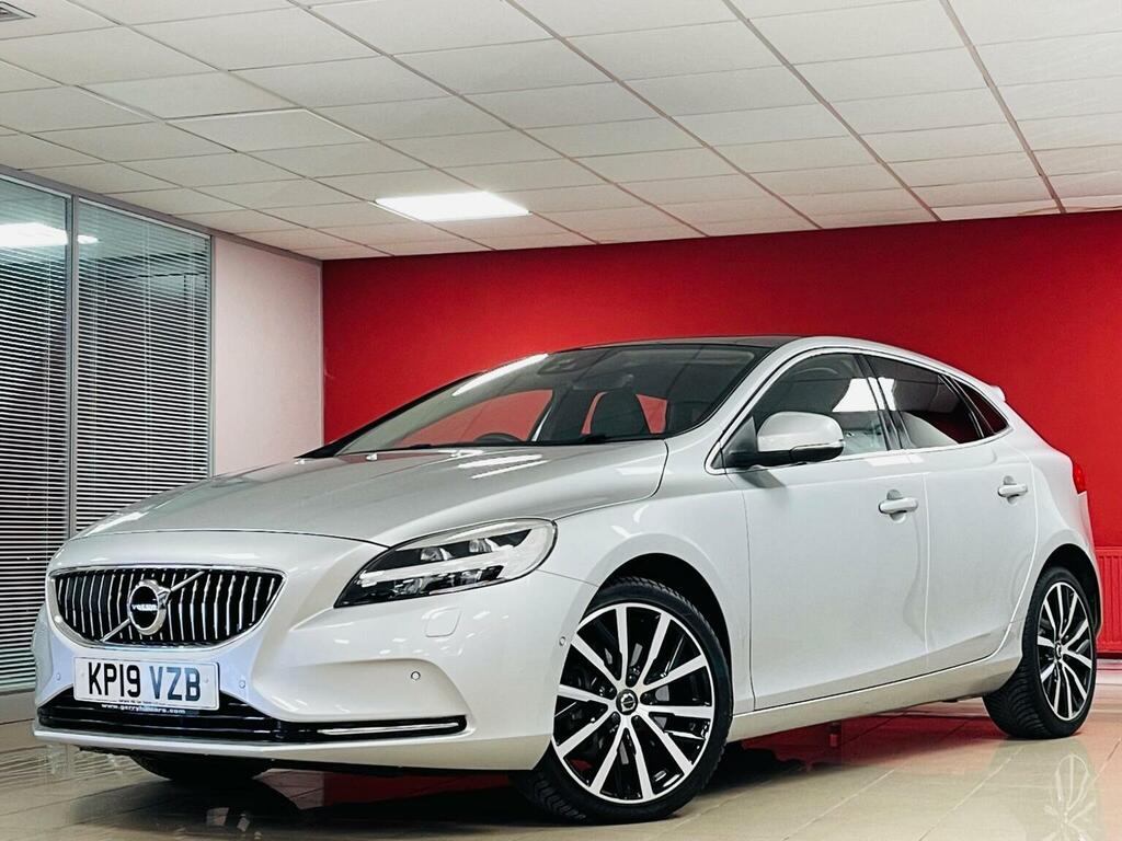 Volvo V40 Hatchback 2.0 D3 Inscription Edition Euro 6 Silver