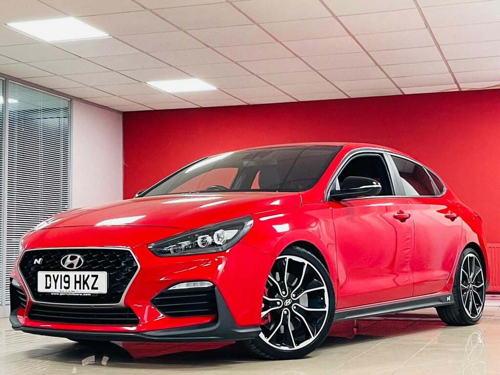 Hyundai I30 Hatchback 2.0 T-gdi N Performance Fastback Euro 6 Red