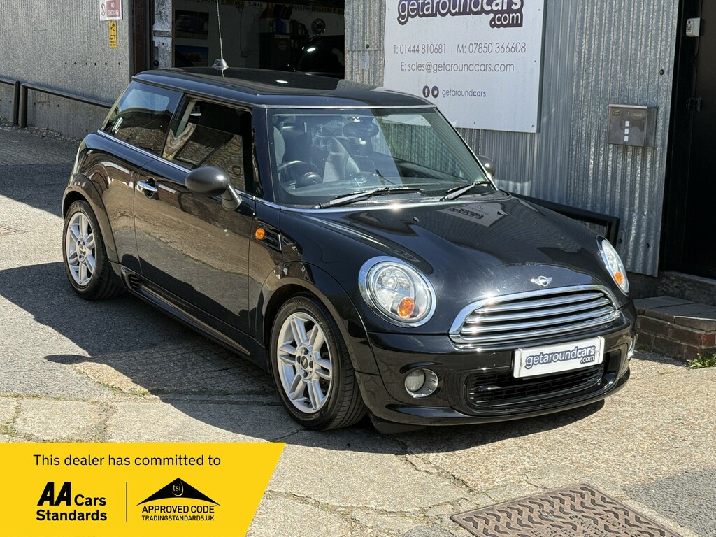 Mini Hatch Hatchback 1.6 One Hatch 201111 Black