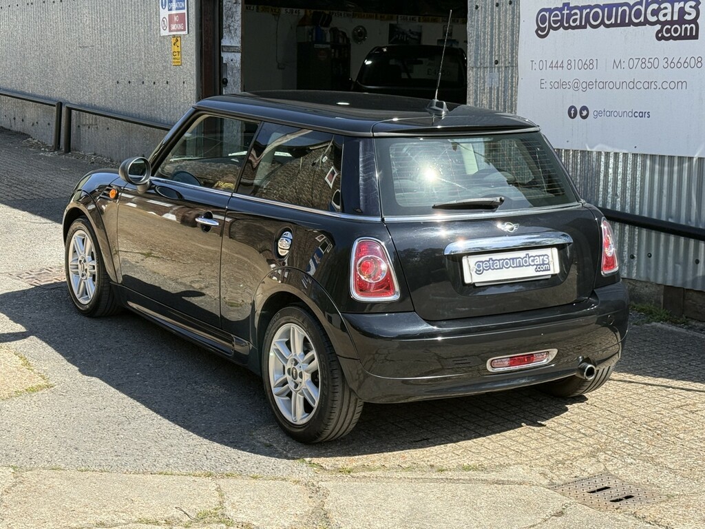 Mini Hatch Hatchback 1.6 One Hatch 201111 GY11CMF Black #3