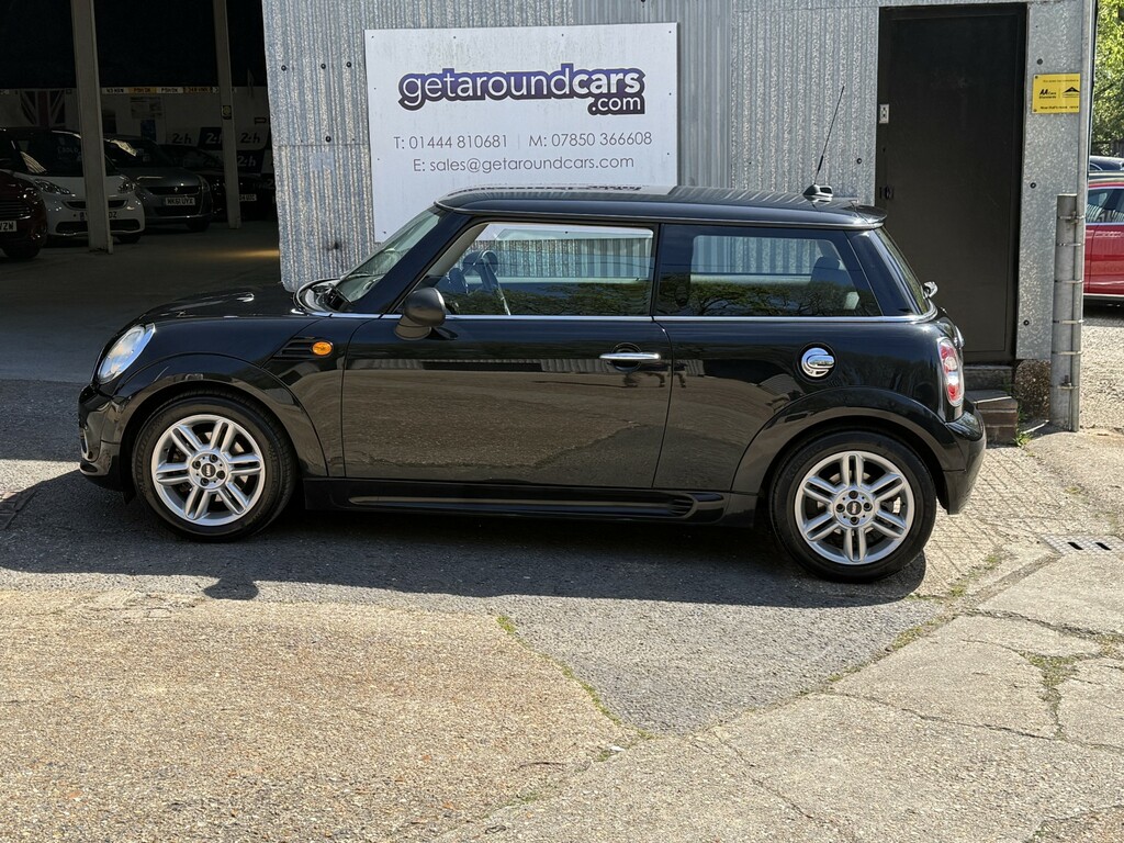 Mini Hatch Hatchback 1.6 One Hatch 201111 GY11CMF Black #4