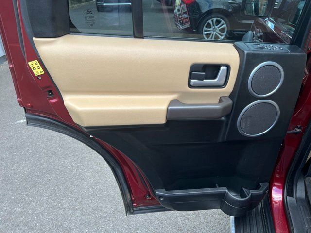 Land Rover Discovery 3 Discovery Black #22
