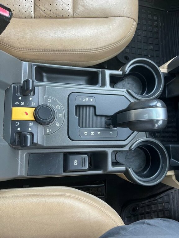 Land Rover Discovery 3 Discovery Black #31